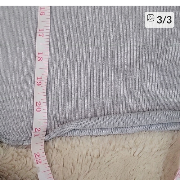 Gray Top - Picture 5 of 5